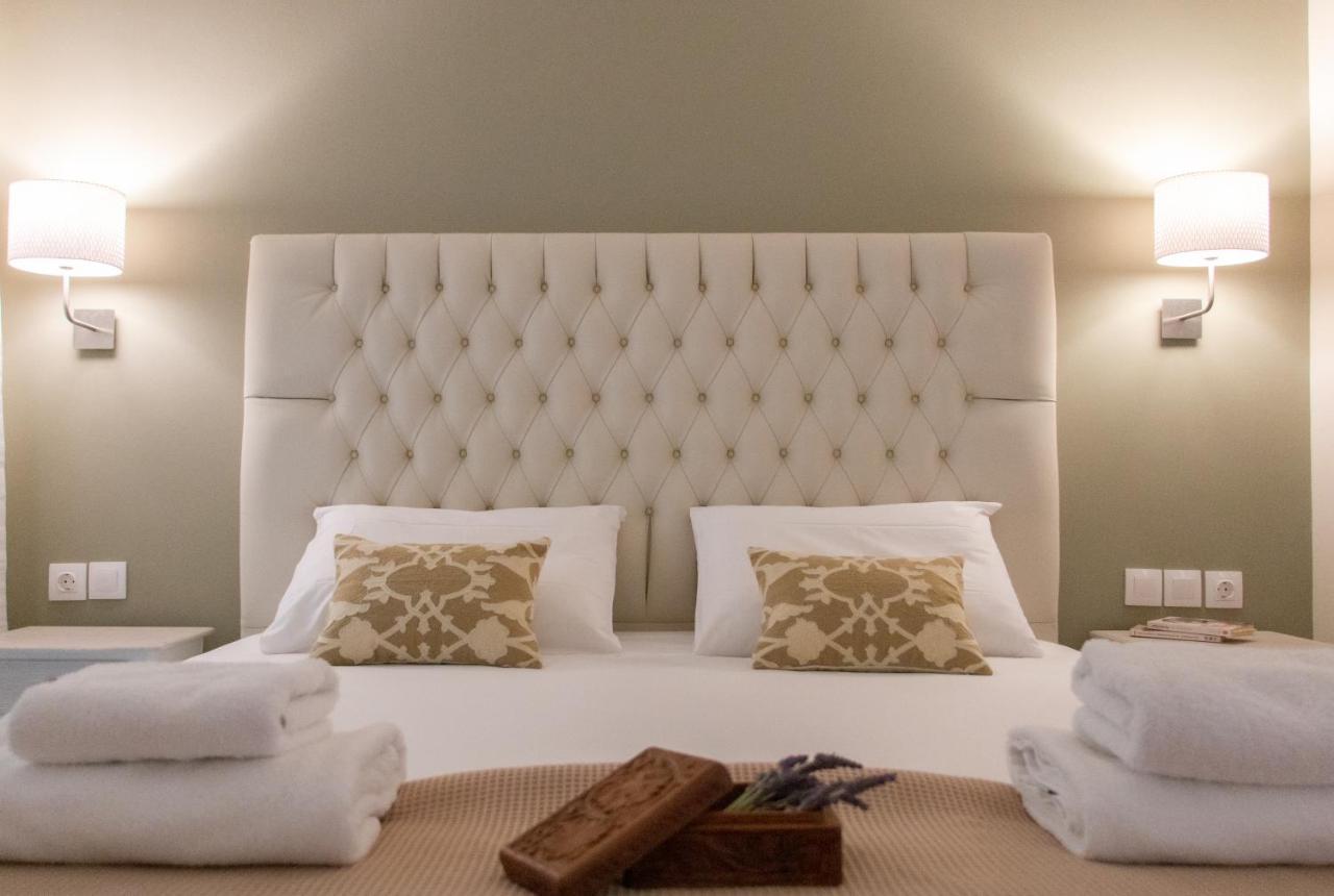 Helen Hotel Poros Town Екстериор снимка